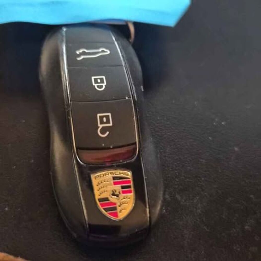 Porsche Key Fob 2022 Macan